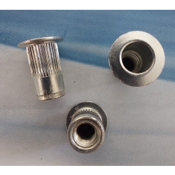Nitonakrętki M4 stalowe ocynkowane z zakresem łączenia od 2 do 3,3 mm, bhjanecki.pl