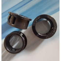 Przepusty czarne poliamidowe fi 19,1 mm H2096, bhjanecki.pl