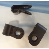 czarne poliamidowe uchwyty na kabel 4,8,mm Heyco 3358, bhjanecki.pl